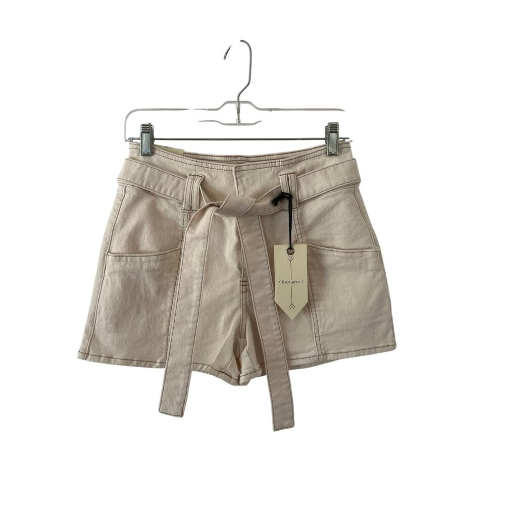 Ban jara- Off White Twill Shorts Tie Belt Size 7/27 NWT
